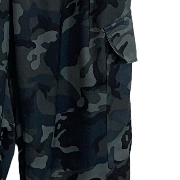 ELAN INTERNATIONAL - SIZE MEDIUM - CAMO CARGO JOGGERS - GOOD CONDITION B6 - Picture 5 of 12